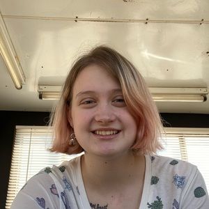 Meet your Posher, Mara